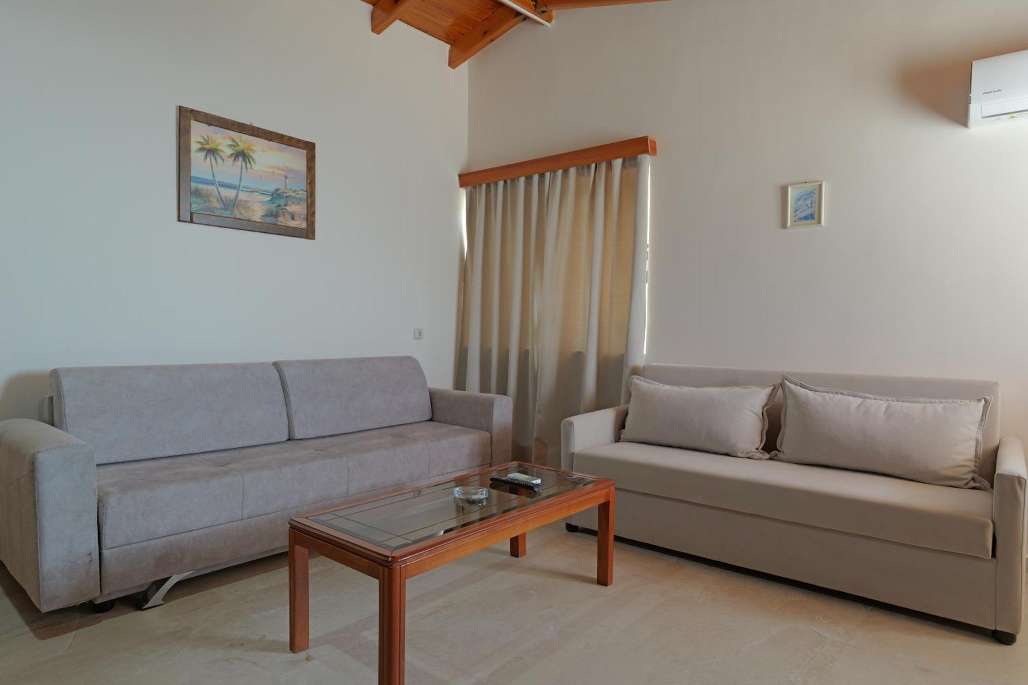 Arthur'S 4Apartments Borsh Esterno foto