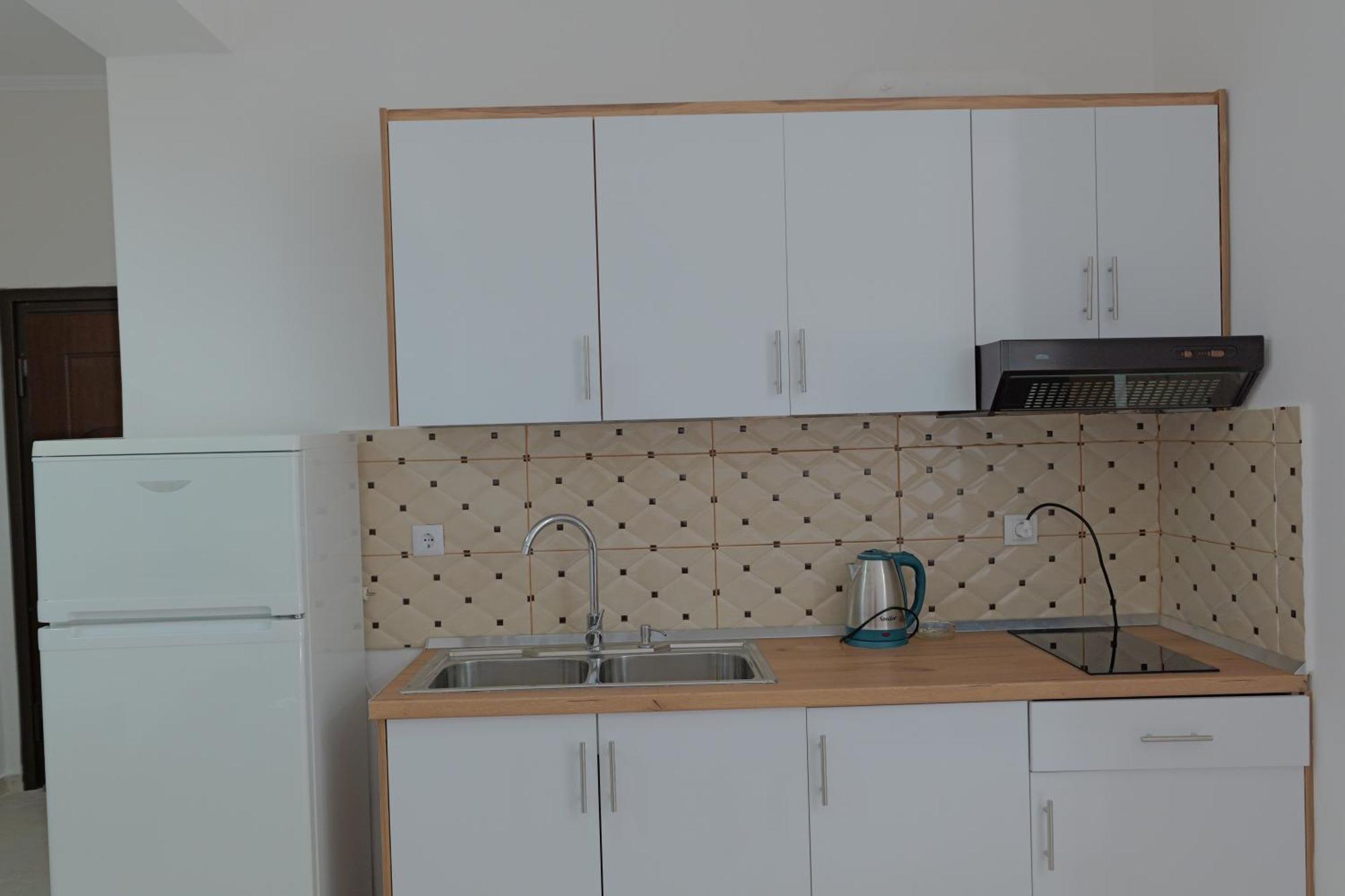 Arthur'S 4Apartments Borsh Esterno foto