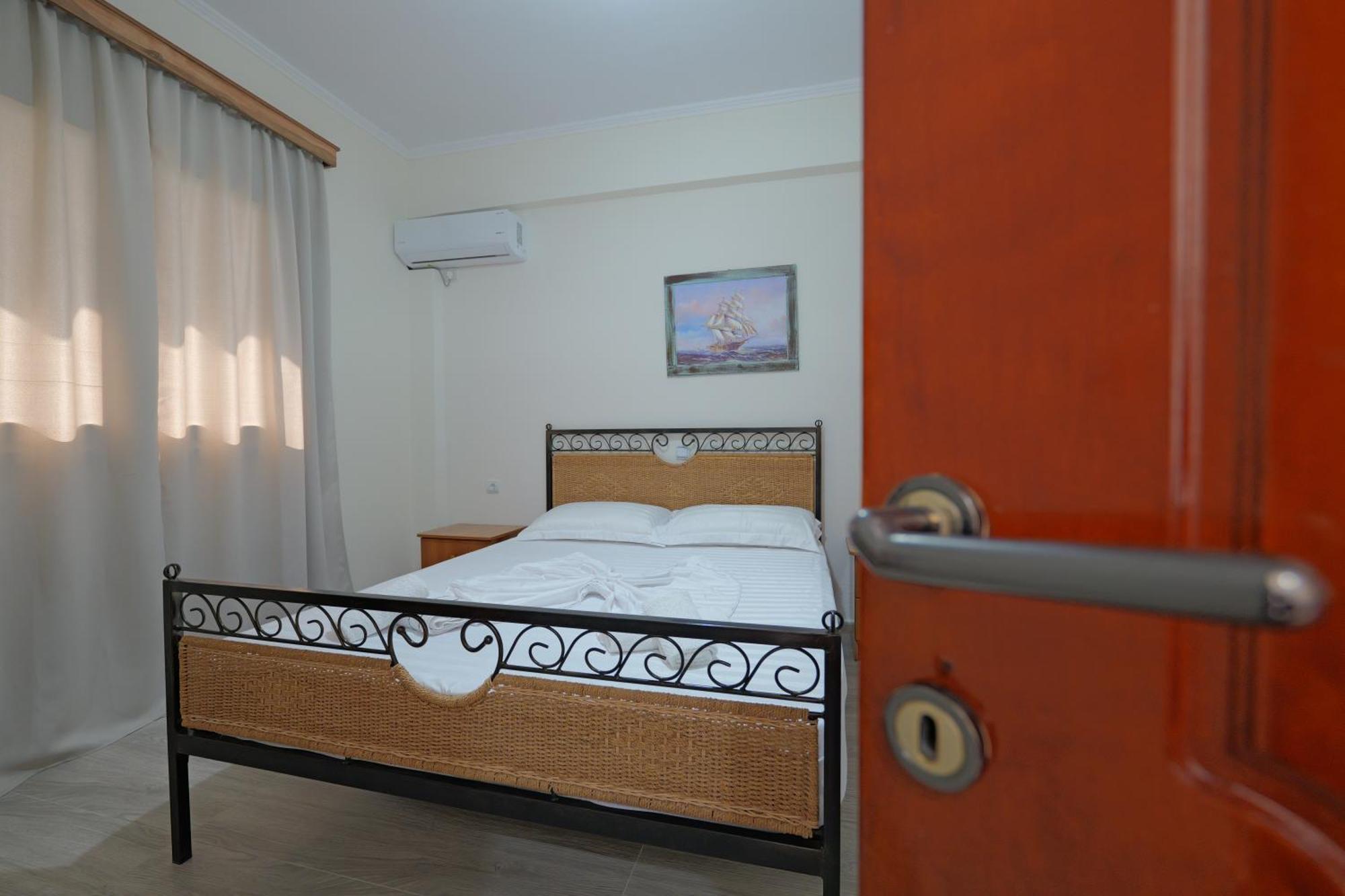 Arthur'S 4Apartments Borsh Esterno foto