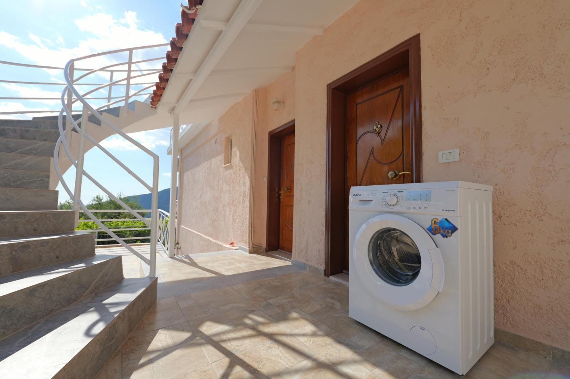Arthur'S 4Apartments Borsh Esterno foto