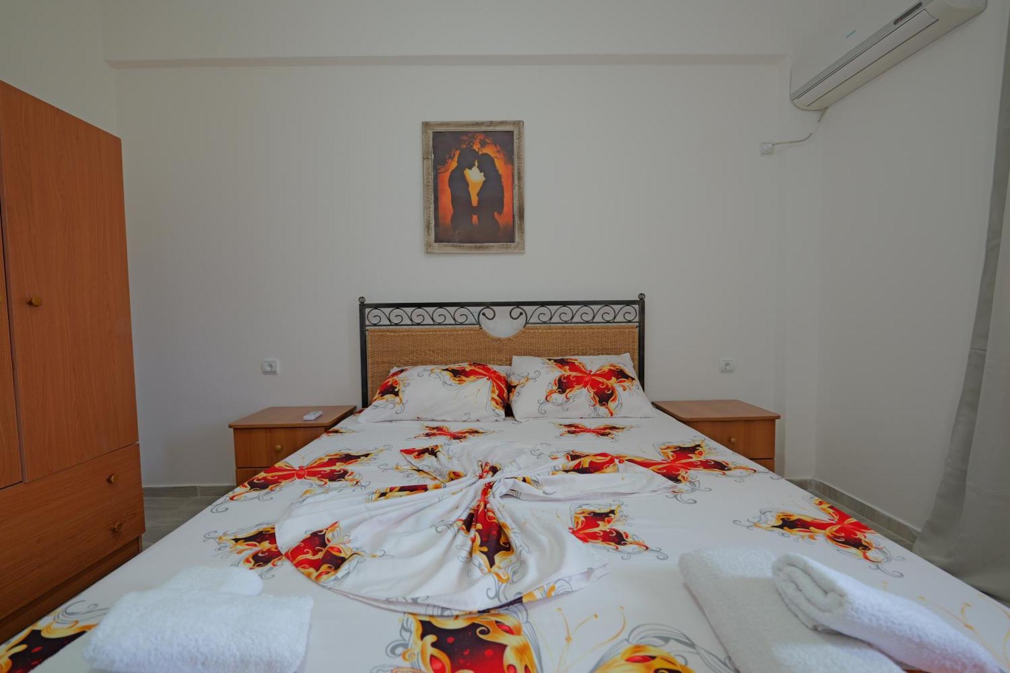 Arthur'S 4Apartments Borsh Esterno foto