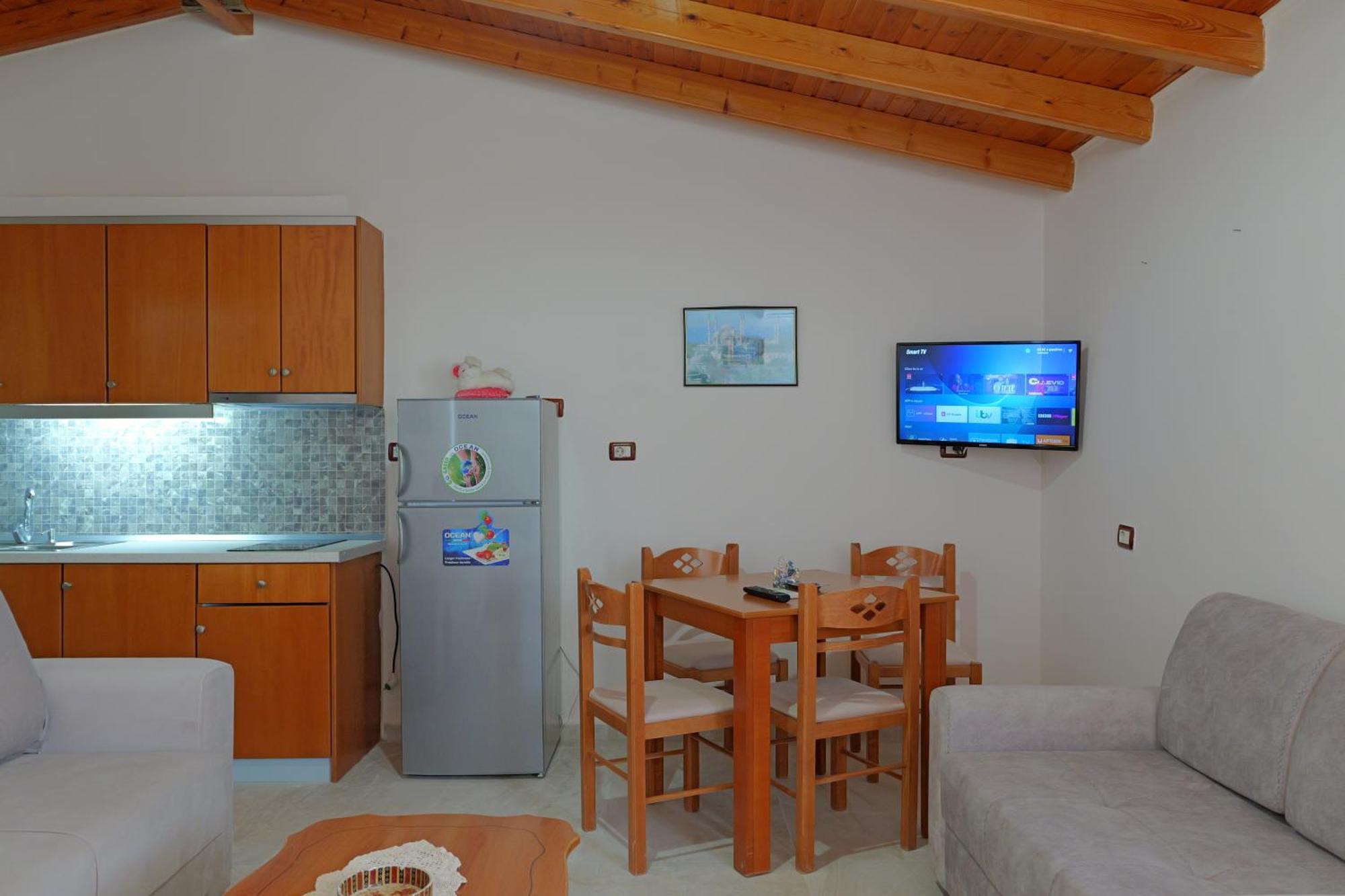 Arthur'S 4Apartments Borsh Esterno foto