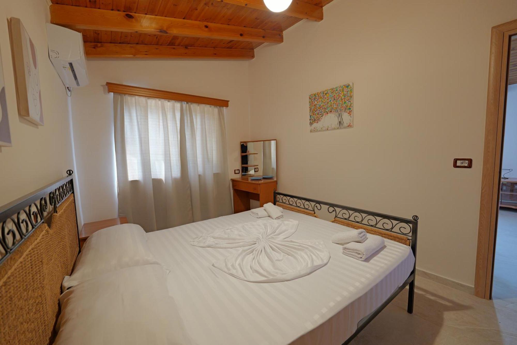 Arthur'S 4Apartments Borsh Esterno foto